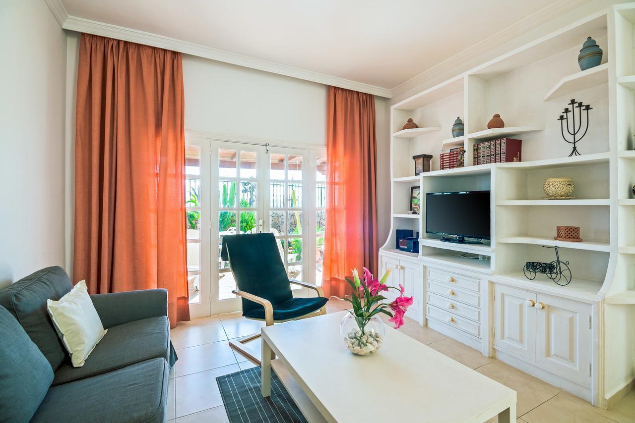 Villa Tías Esterno foto